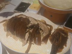 -阿瓦山寨·湘菜现炒·剁椒鱼头王(咸阳总店)