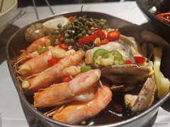 -巴厘龙虾·榜首油焖大虾(音乐学院·沿江酒馆店)