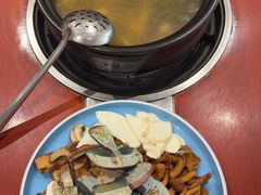 -菌之家·专业纯野生菌火锅·特色炒菌