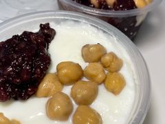 鹰嘴豆黑糯米双拼-老周记顺德双皮奶