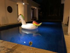 -三亚湾海居铂尔曼度假酒店