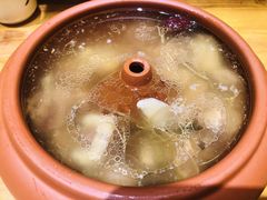 汽锅鸡-老滇山寨•云南特色菜•地方菜•民族风情歌舞表演(金碧店)