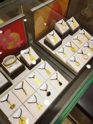 -周生生Chow Sang Sang(翠微店)