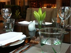 iphone_upload_pic-上海东方佘山翰悦阁酒店·Vie全日制餐厅