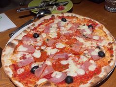 -JINNS锦时 steak&pizza(浸信会礼拜堂旧址店)