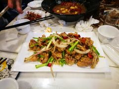 椒盐牛蛙-虾弄弄海派小龙虾·牛羊蝎子火锅