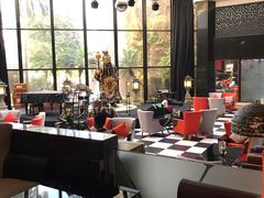 大堂-广州花园酒店·凌璇阁旋转餐厅CAROUSEL360