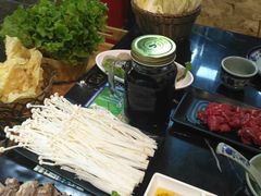 -四点金潮汕鲜牛肉火锅(金猴名居店)