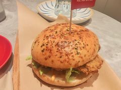 -必胜客(世欧广场店)
