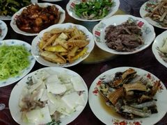 -小六农家乐(崇明西沙湿地店)