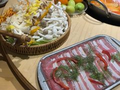 -老凯俚酸汤鱼(鸿通城店)