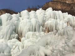 -大平台龙居瀑布旅游区