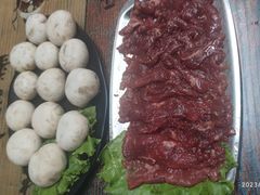 -牛牛牛酸菜煎肉店(望云寺路店)