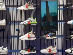 -阿迪达斯(武林银泰三叶草店)