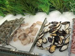 -金滏山烤肉·海鲜·火锅自助餐厅(襄阳万达店)