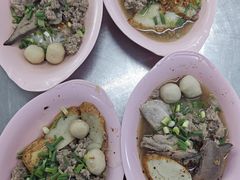 -榮泰米粉湯(Left Shop)