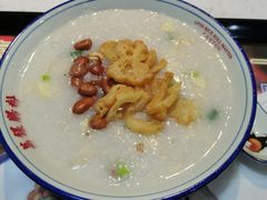 艇仔粥-荔银肠粉(建六店)