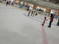 -全明星滑冰俱乐部(万象城店)