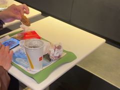 -麦当劳(汉口火车站候车室店)