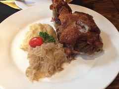 -申德勒加油站餐厅(三里屯北小街店)