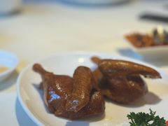烤乳鸽-利苑酒家(华熙国际店)