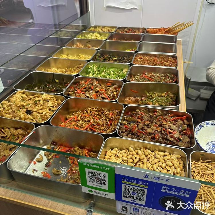 不可错过的美味地摊[色]