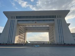 -霍尔果斯国门景区