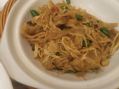 -十二饭点·川菜(北站圆融店)