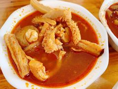 -邱芳粉店(迎宾大道旗舰店)