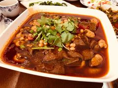 肥肠血旺-天回镇何氏豆腐(总店)