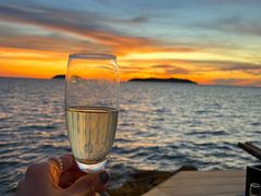 -Sunset Bar(丹绒亚路香格里拉店)