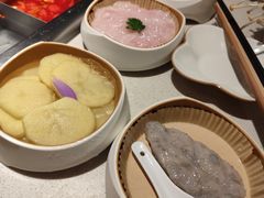 -海底捞火锅鲜切牛肉主题店(长寿路店)