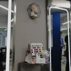 -ON STAR SALON