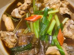 -榕树下海鲜馆(坪山路店)
