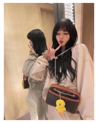 -BULB STUDIO 巴柏明星发型工作室