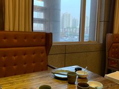 卡座-青年公社烤鸭(青年路店)