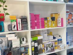 -鸿准通信科技·忠诚手机电脑维修中心(三林店)