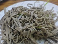 -溢心园香河肉饼总店