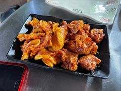 -小辣椒火盆烧烤(温泉南街店)