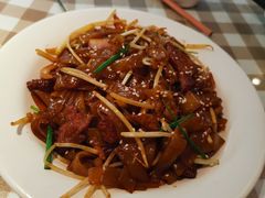 -新大咀港式茶餐厅(宝山万达店)
