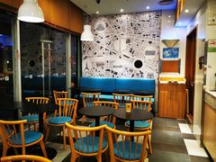 用餐区-可颂坊(中心书城店)