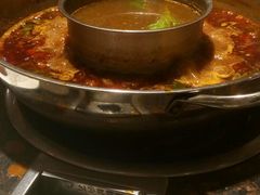 -小天鹅火锅·一线江景洪鼎旗舰店(洪崖洞店)