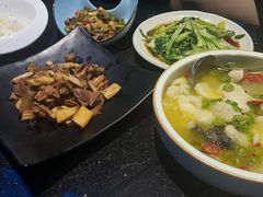 -欢唱KTV(东街店)