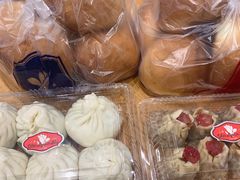-白玉兰食品甜凤店(合生汇店)
