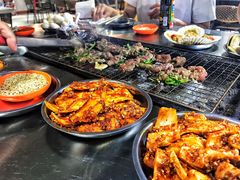 -马路牙子地桌烤肉(工体店)