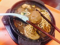 全家福砂锅-老新隆牛肉锅贴(新街口店)