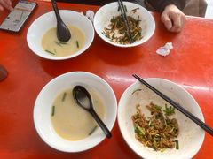 -三百碗宝应长鱼面(板仓街店)