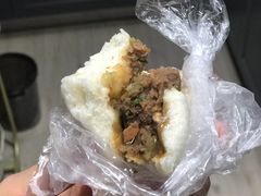 -白玉兰食品甜凤店(合生汇店)