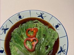 -八府香鸭·啫啫煲(华山路店)