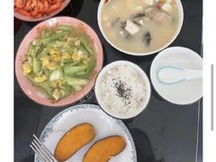 -优护优家Ucare月嫂育儿嫂陪伴师(静安店)